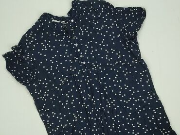 pull and bear t shirty: Футболка жіноча, розмір S