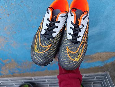 nike barsofka: Usaq uçun butsi nıke dan Baha alınıb az geyinilib 40 azn — 1