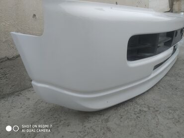 вампер сешка: Передний Бампер Honda цвет - Белый, Оригинал