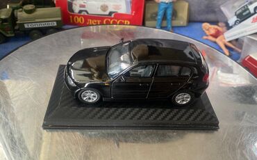 Avtomobil modelləri: BMW, 2004 il, 1:35, Dəmir, Ödənişli çatdırılma — 13