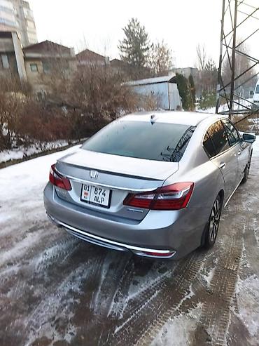 Honda: Honda Accord: 2016 г., 2 л, Вариатор, Гибрид, Седан — 3