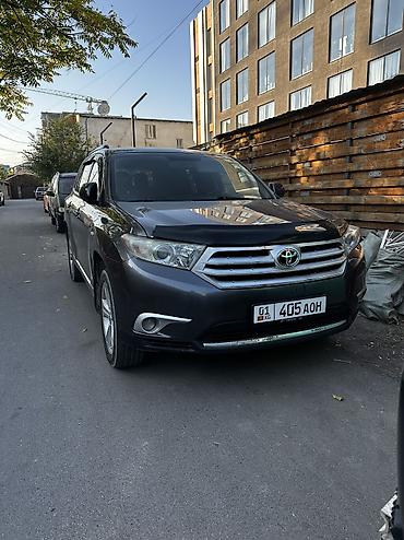 in car: Toyota Highlander: 2013 г., 3.5 л, Автомат, Бензин, Кроссовер — 2