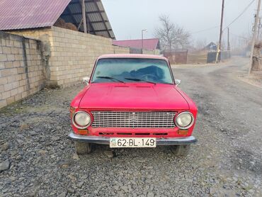 belarus 80.1: VAZ (LADA) 2101: 1.6 l | 1979 il 96999 km Sedan