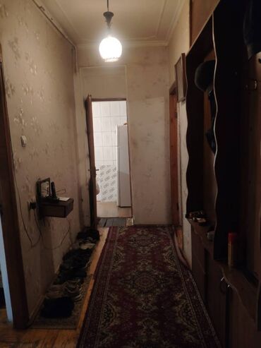 Köhnə tikili: Bakı, 3 otaqlı, Köhnə tikili, m. Qara Qarayev, 51 kv. m — 10