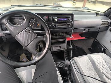 Volkswagen: Volkswagen Golf: 1987 г., 1.8 л, Механика, Бензин, Хэтчбэк — 3