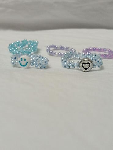 Другие предметы коллекционирования: Изделия из бисера подвески на телефон, кольца, ожерелья и многое — 11