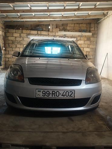 ford resor: Ford Fiesta: 1.6 l | Hetçbek — 1