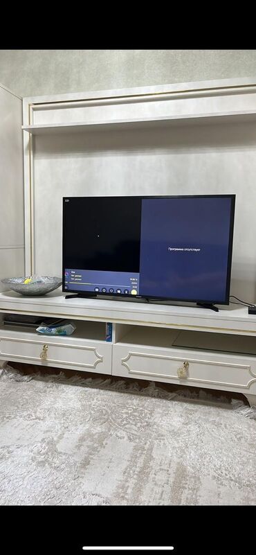 Qonaq otağı dəstləri: Masa və oturacaqlar — 10