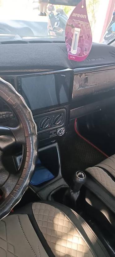 audi 100 c 4: Volkswagen Vento: 1992 г., 1.8 л, Механика, Седан — 2