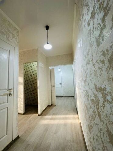 Продажа квартир: 2 комнаты, 52 м², 106 серия, 2 этаж, Евроремонт