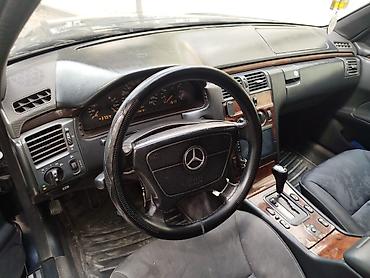 mersedes c 230: Mercedes-Benz 230: 2.3 l | 1995 il Sedan — 3