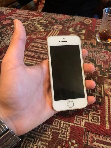 iphone 5s never lock: IPhone 5s, 16 ГБ, Золотой, Отпечаток пальца