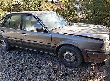 авто нисан: Nissan Bluebird: 1987 г., Механика, Бензин, Хэтчбэк — 4