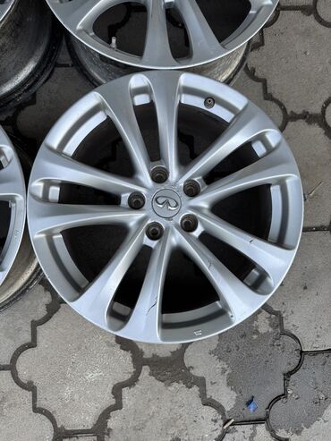 Диски: Литые Диски R 18 Комплект, отверстий - 5, Б/у — 4