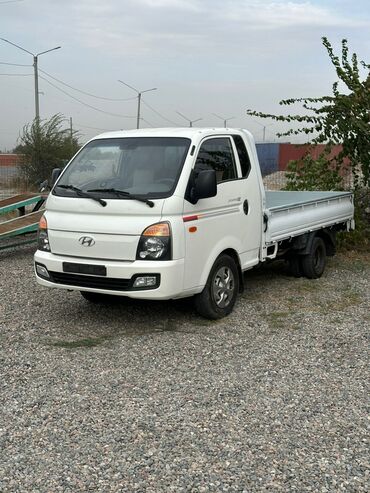 транзит бортовой: Легкий грузовик, Hyundai, Стандарт, 2 т, Новый