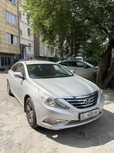 купить мотоблок мтз бу в москве: Hyundai Sonata: 2012 г., 2 л, Автомат, Газ, Седан