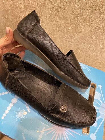 черные мокасины: Продаю женские туфли б/у в хорошем состоянии, 35 р