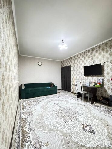 Продажа домов: 3 комнаты, 71 м²