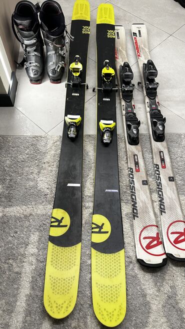Лыжи: Продаю лыжи, 2 пары + ботинки (40 размер) Белые -158 см Желтые - 188