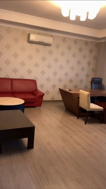 Ofislər: Təcili super təklif!!! 4 otaq bir mətbəx və ela teraslli.Ofis sahəsi – — 4