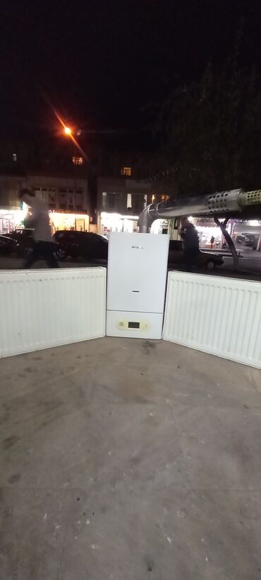 kombi islenmis: 1 əd kombi 24 kv 2 esenjor 2 əd panel 1 merlik 2 əd 80 sm az işlənmiş