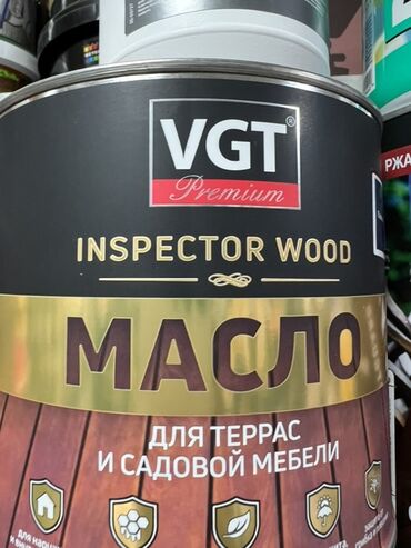 баллончик с краской: Масло VGT Premium Inspector Wood, предназначенное для террас и садовой