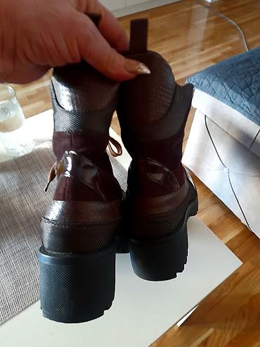 Gležnjače: Gležnjače, Aldo, 40 — 4