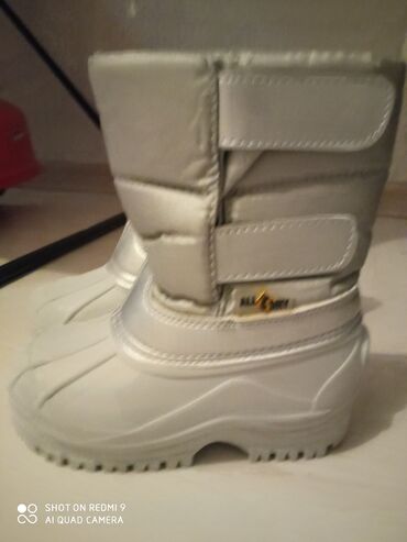обувь из италии: Дутики на зиму,можно мальчикам и девочкам, размер 25 чуть- чуть
