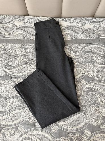 pull bear: Все по 500*** Ветровка-500сом Синие джинсы-500 сом размер M Серые — 5