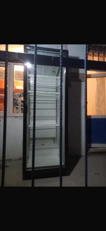 sədərək soyuducular: Su sok Vitrin Soyuducu xaladelnik 350azn.Tam işləkdir ünvan Aeroport