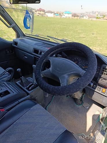 для гелика: Mitsubishi Delica: 1998 г., 2.5 л, Автомат, Дизель, Минивэн — 9