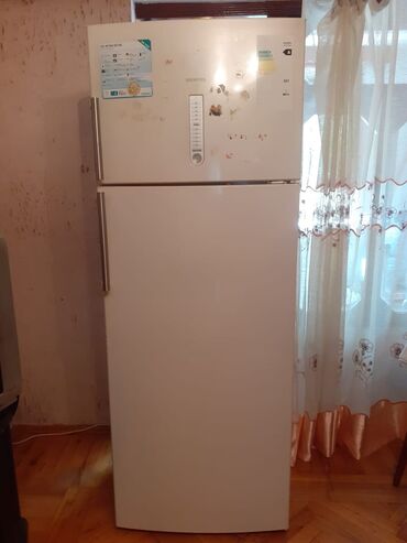 ikinci əl xaladenlik: Холодильник Siemens