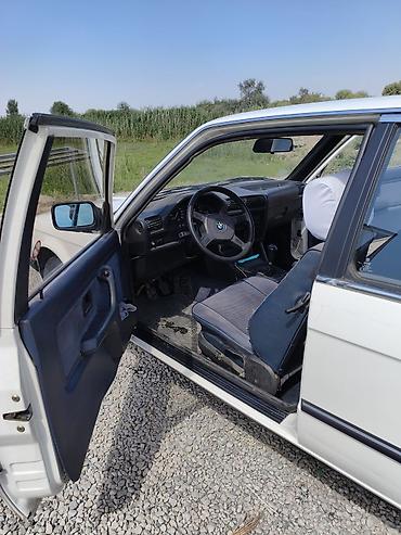 320i: BMW 3 series: 1984 г., 2 л, Механика, Бензин, Седан — 7