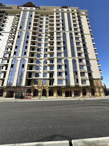 дом в дордой: 2 бөлмө, 70 кв. м, Элитка, 11 кабат, ПСО (өзү оңдоп түзөтүп бүтүү үчүн)