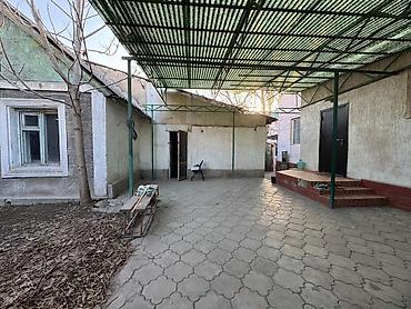 Продажа коттеджей и домов: Продается 2 этажный дом в районе Рабочего городка, на пересечении улиц — 2