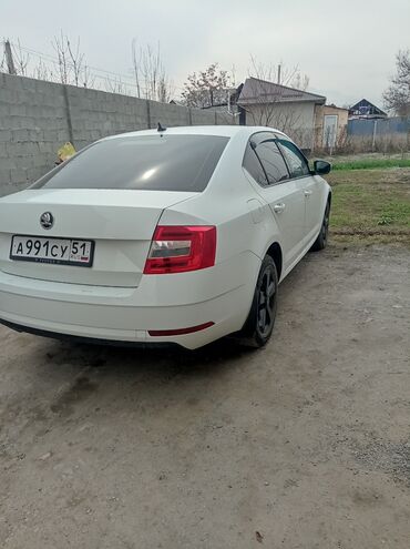 Skoda: Skoda Octavia: 2018 г., 1.6 л, Автомат, Бензин, Хэтчбэк