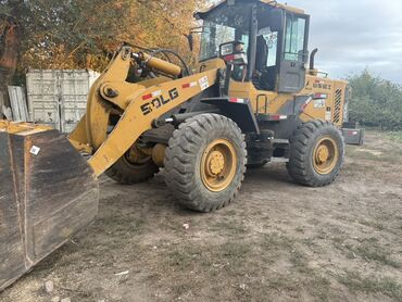 Погрузчики: Погрузчик, 2015 г., Колесный, Фронтальный — 3