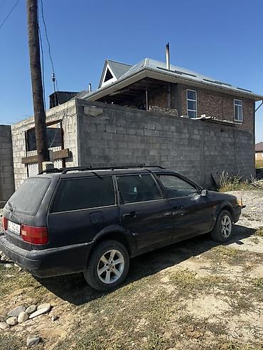 44 2: Volkswagen Passat: 1994 г., Универсал — 2