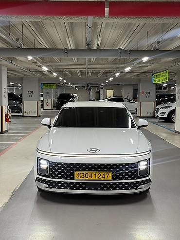 стабил: Hyundai Grandeur: 2022 г., Седан — 2