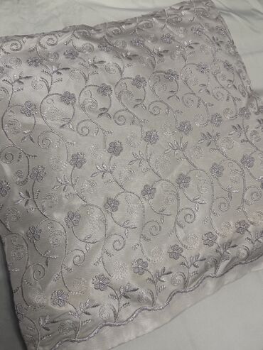 Balış üzləri: Rəng - Qəhvəyi Vilyur Balış üzü — 20