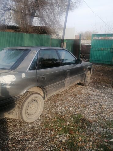 mazda 626 куплю: Mazda 626: 1989 г., 2 л, Механика, Бензин, Седан