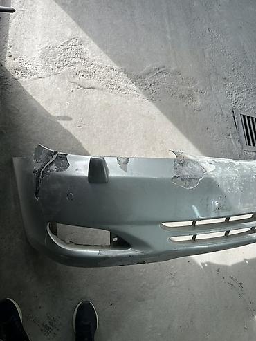Кузовные детали: Бампер Toyota, Б/у, Оригинал — 2