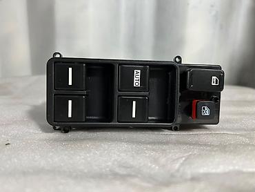 Дверь Передняя левая Универсальный, Новый at lalafo.kg Дверь Передняя левая Универсальный, Новый