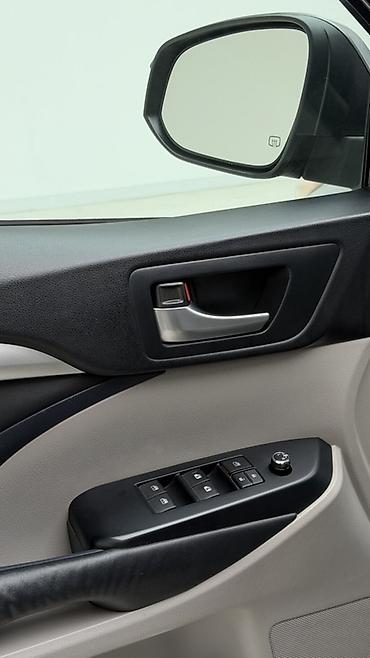 Toyota: Toyota Highlander: 2015 г., Кроссовер at lalafo.kg — 5 Toyota: Toyota Highlander: 2015 г., Кроссовер — 5