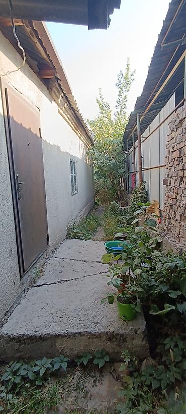 Sale of cottages and houses: 📌АДРЕС: Старый Толчок базарынын жанынан Саадаев көчөсүнөн шашылыш — 9