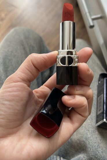 Dodaq üçün kosmetika: Dodaq boyası, Dior, Yeni, Ünvandan götürmə lalafo.az -da Dodaq üçün kosmetika: Dodaq boyası, Dior, Yeni, Ünvandan götürmə