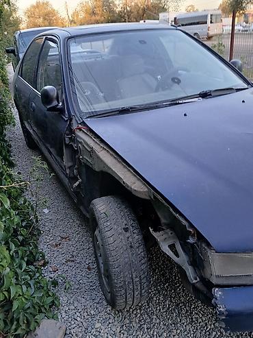 Honda Civic, седан, тёмно-синего цвета. Автомобиль на запчасти или at lalafo.kg Honda Civic, седан, тёмно-синего цвета. Автомобиль на запчасти или