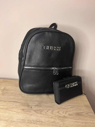 Torbe: 2900 torbe i rancevi, vece torbe 3200 novcanici 1750 — 10