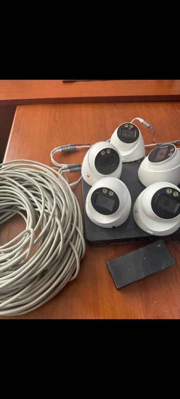 Masa və oturacaq dəstləri: Multistar cameralari 330 azn 5 kamera obyekt baglandigi ucun satilir