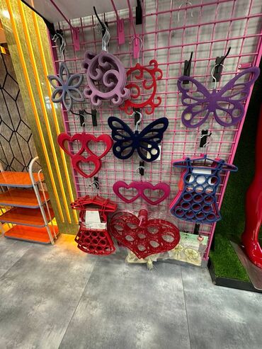 Veşilka, asılqan, asilqan Vitrin aksessuarları Məhsul: asılqan